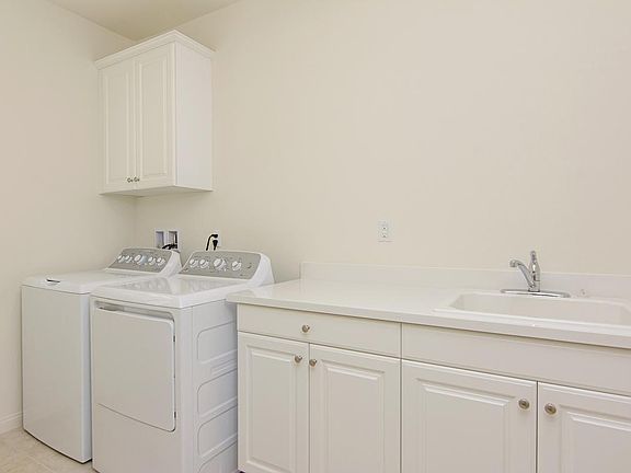 Laundry room brand new appliances