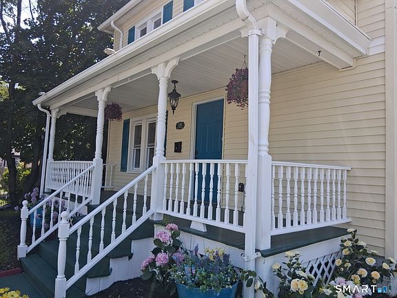 3rd image of 15 Simpson Street