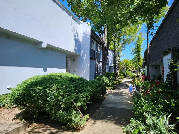 5152 Greenberry Dr, Sacramento, CA 95841
