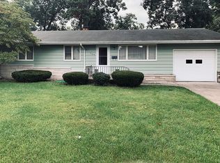 924 Woodbine Way, South Bend, IN
