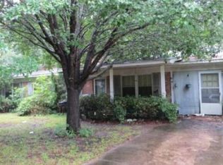 127 Yorkshire Dr, Lugoff, SC 29078
