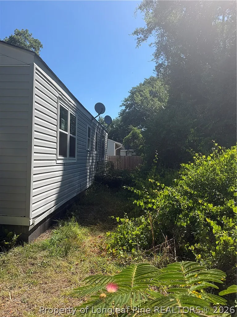1 bed, 1.0 bath, 999 sqft, $850 — Photo 2