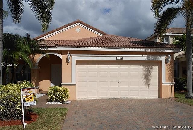 1st image of 1426 Banyan Way