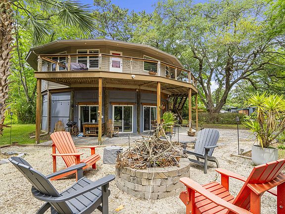 5th image of 2069 Saint James Dr