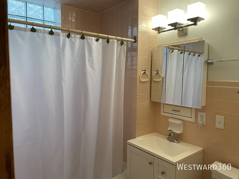 2714 N Albany Ave #2 — Photo 6