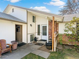 6804 Alpine Way, Yakima, WA 98908