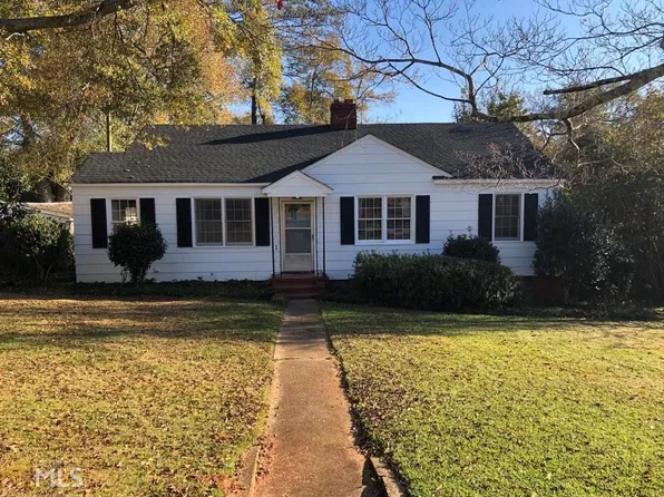 216 Beechwood Cir, Lagrange, GA 30240