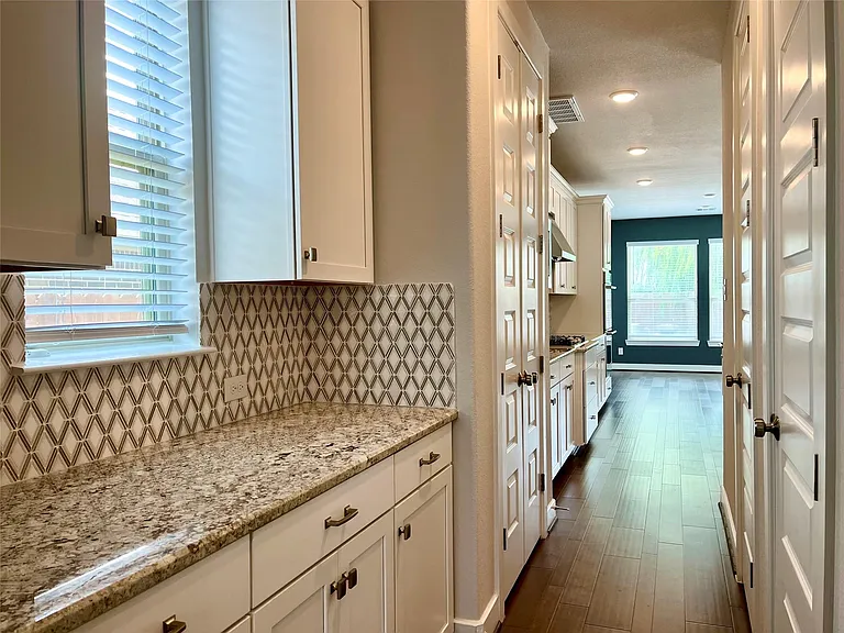 23707 Montclair Forest Trl — Photo 9