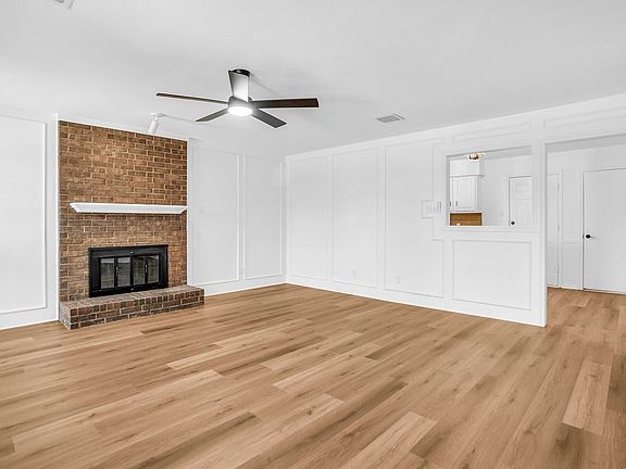 3rd image of 1751 Northview