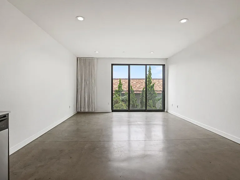Spacious Living Room with Balcony