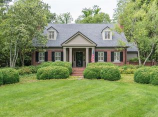 1648 Richmond Rd, Lexington, KY 40502