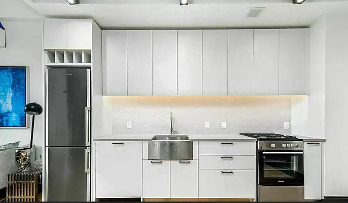 Rented by The KCI Group | media 38