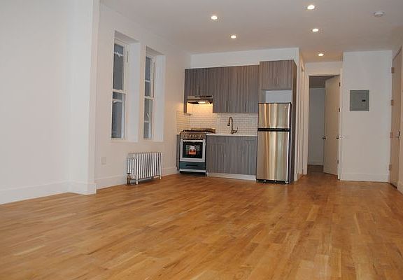 5th image of 286 19th St APT 1F
