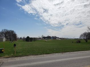 2 W View Acres NE, Iowa City, IA 52240