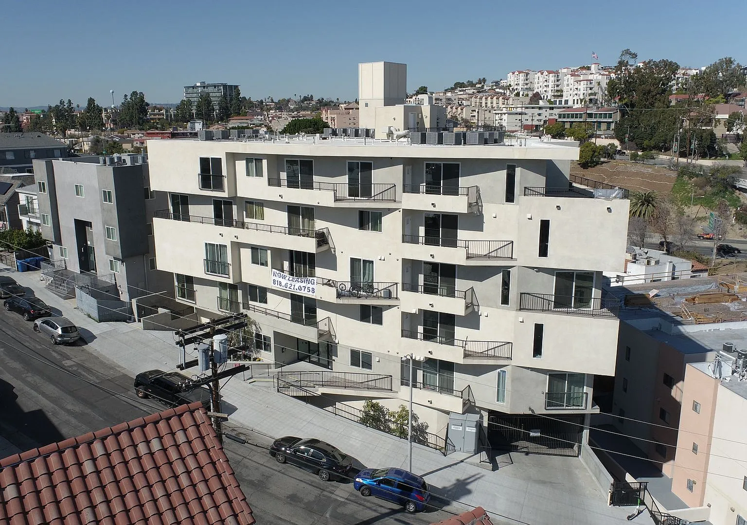 Bunker Heights Apartments — Photo 3