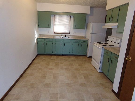 5th image of 2420 W 18th St