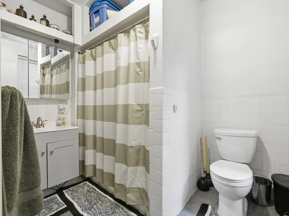 570 Jersey Avenue image 23 of 37