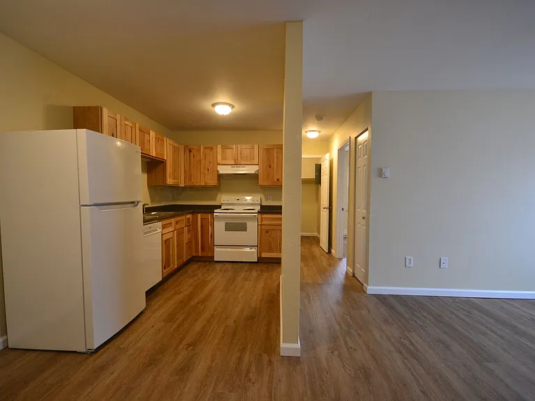 511 Church St — Photo 4