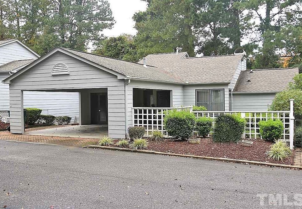 1st image of 406 Cottage Ln