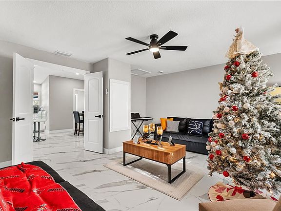 4th image of 5721 CARROLLWOOD MEADOWS DRIVE