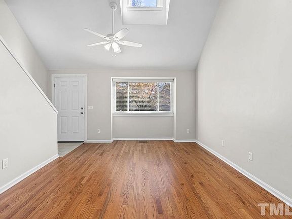 4th image of 100 McGregor Dr #100