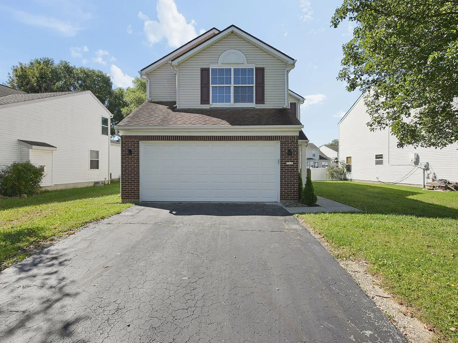 3 bed, 2.5 bath, 1775 sqft, $2,250 — Photo 2