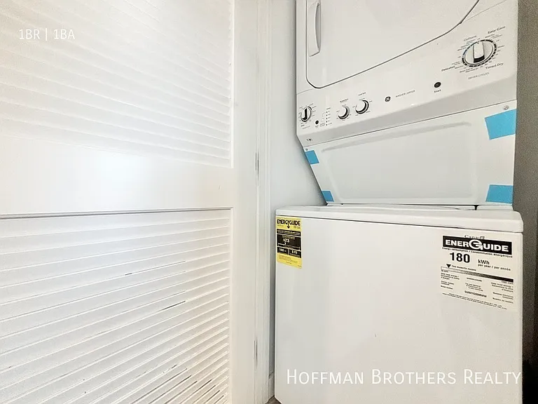 5734 Aldama St #3 — Photo 6