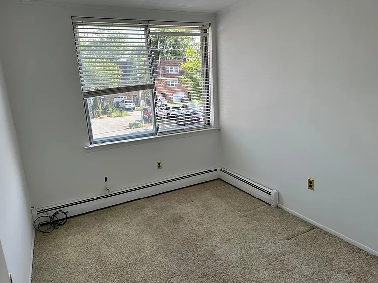 34 Hampton Ct — Photo 19