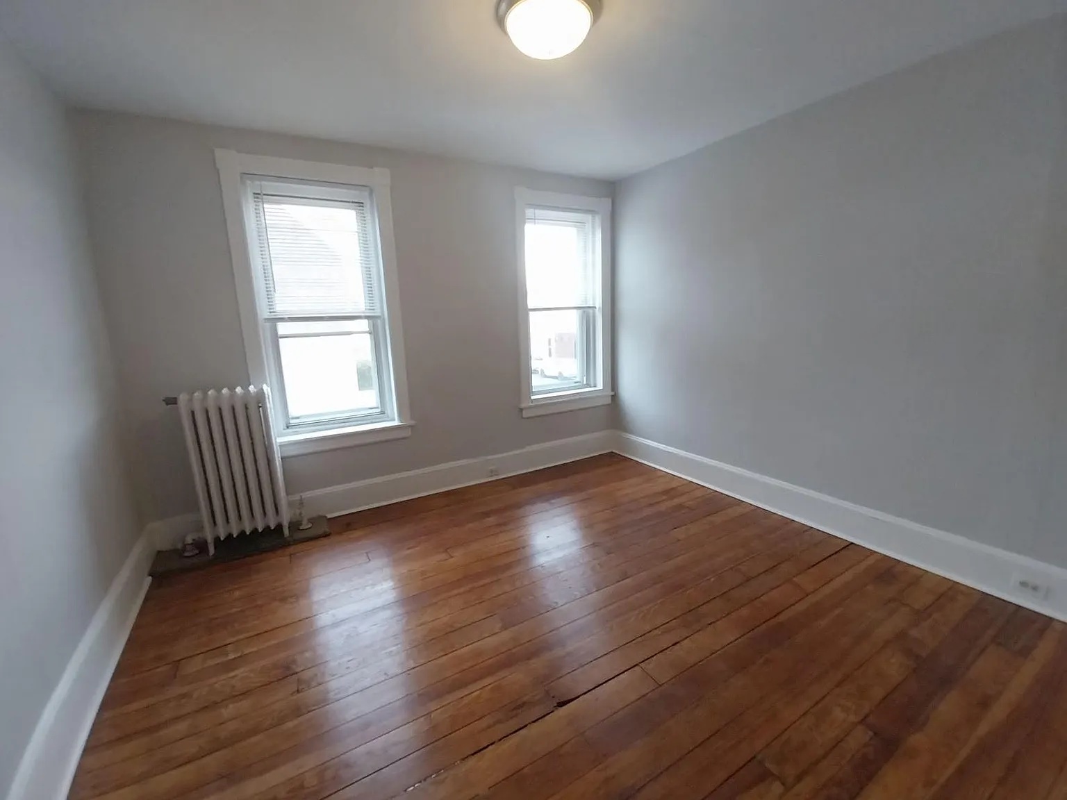 1 bed, 1856 sqft, $1,200 — Photo 4