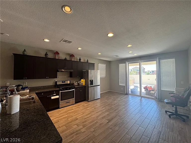 43 Heathrow Lake Ave — Photo 6