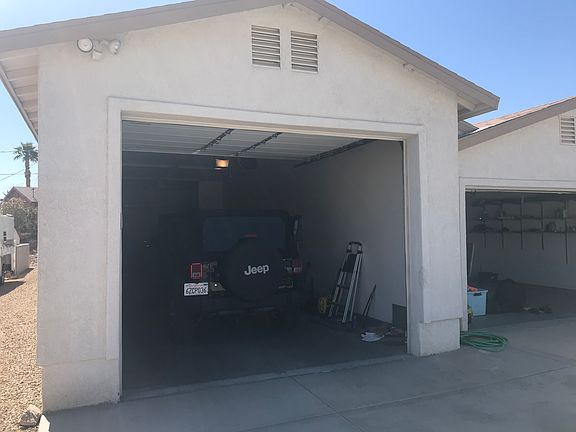 3rd image of 2735 Arcadia Dr