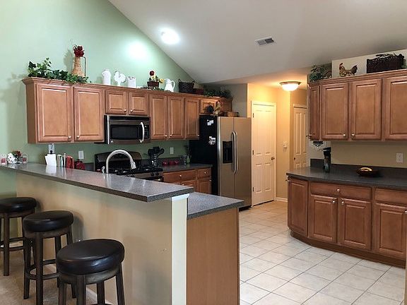 5th image of 2432 Allison Cir