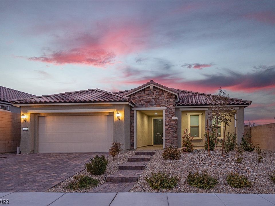 1st image of 10576 Skye Paseo Ave