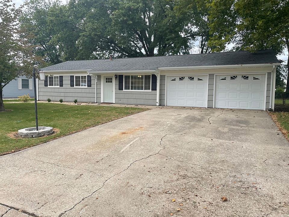 1st image of 1725 Deerfield Rd