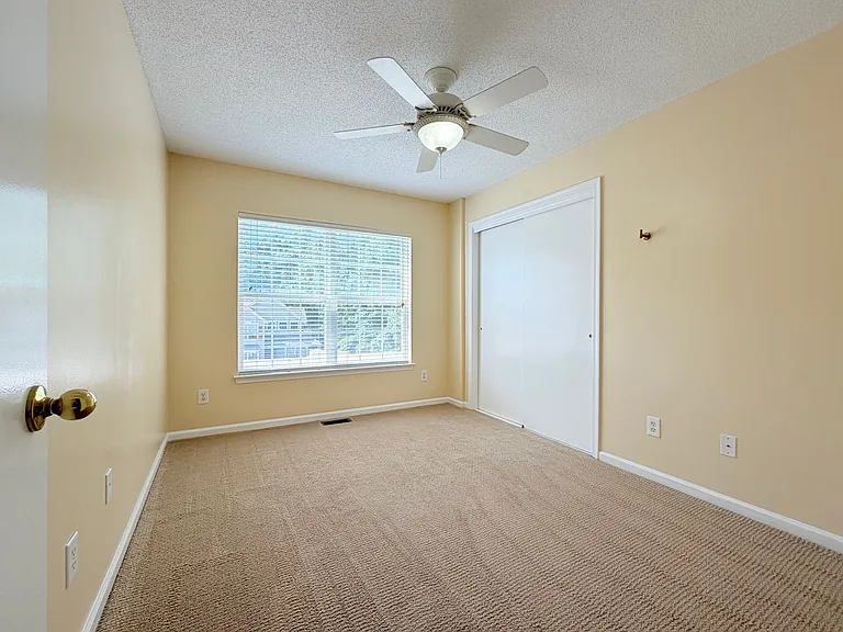 708 Settlement Dr — Photo 8