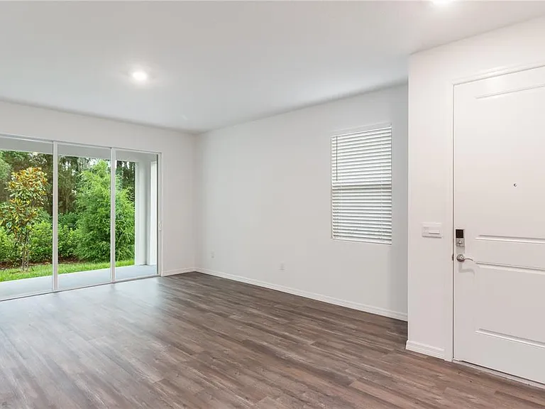 31365 Paper Birch St — Photo 6