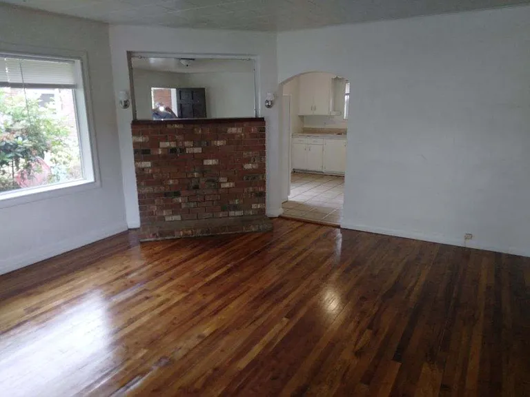 232 Fink St — Photo 2
