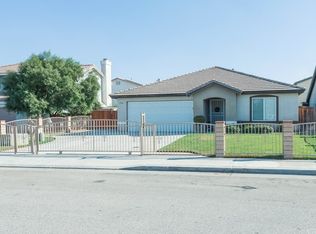 1500 Sunnybank Dr, Hemet, CA 92545