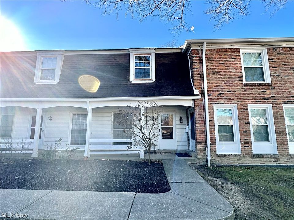 1st image of 9 Trenton Sq #10