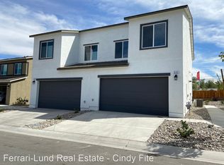 532 Autumn Breeze Cir, Reno, NV 89511