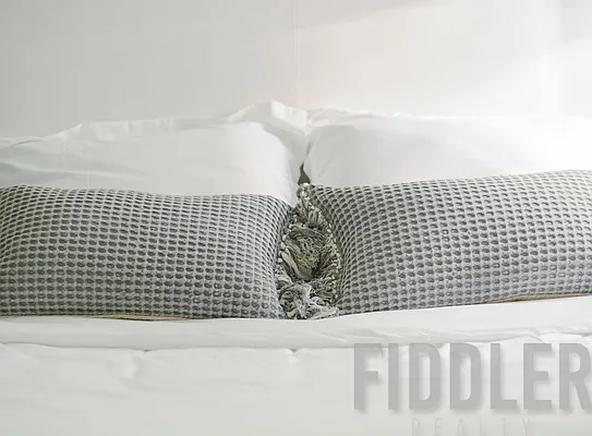 Rented by Fiddler Realty | media 44