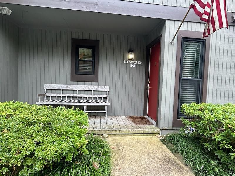 Welcome home to 11759 North Briarpatch Drive!