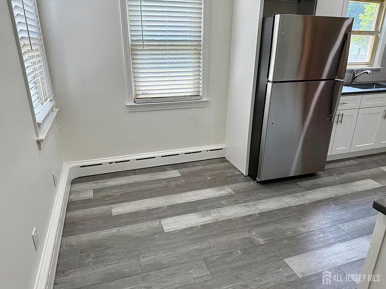 19 South Dr — Photo 12