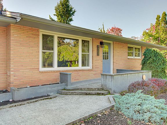 3rd image of 9307 NE 8th St
