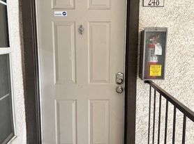 2606 S Durango Dr, Las Vegas, NV