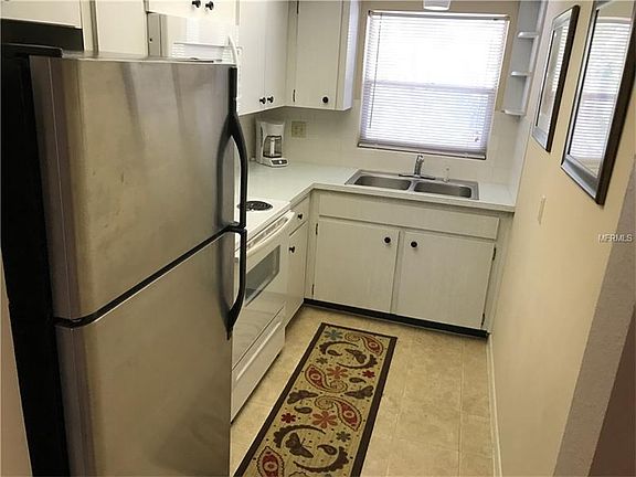 4th image of 955 51st St N APT 302