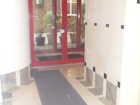 2nd image of 6739 Clyde St APT 2