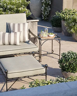 Rented by Compass | media 21