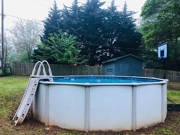 Pool/storage building 