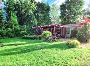 1968 Center Rd, Albion, NY 14411